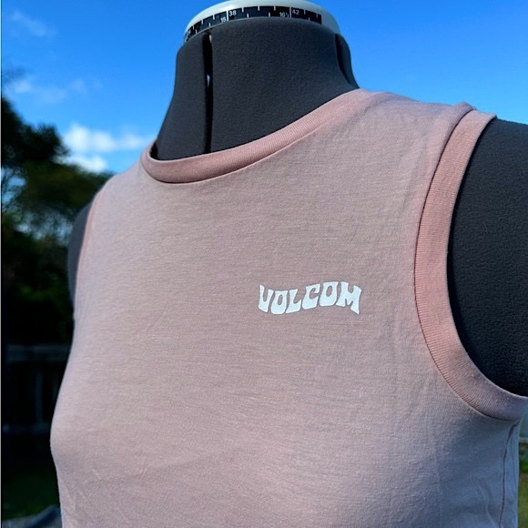 ✨NWOT✨ Volcom Shirt - Girl’s Size Large (10/12) - Picture 3 of 5